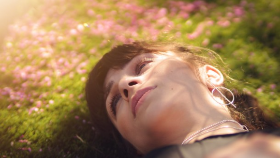 广州市出轨调查；男方有出轨行为,离婚财产怎么判决