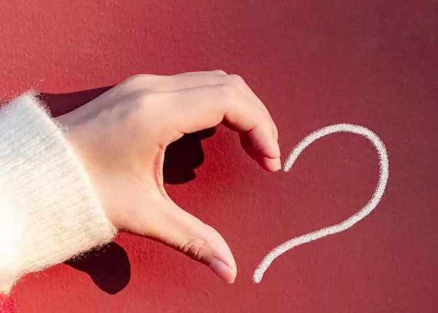 广州市私家侦探；离婚财产分割如何分割住房公积金